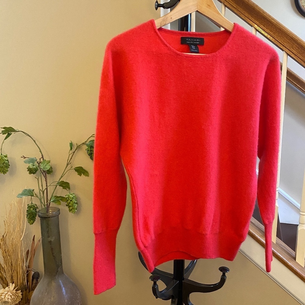 Tahari Bright Red Crew Neck Sweater